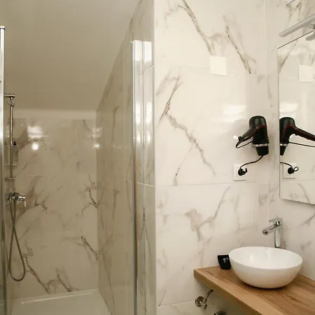 Nova Delpa Al לינה וארוחת בוקר קלדס דה ריינה