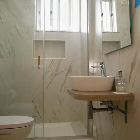 Nova Delpa Al לינה וארוחת בוקר 4*