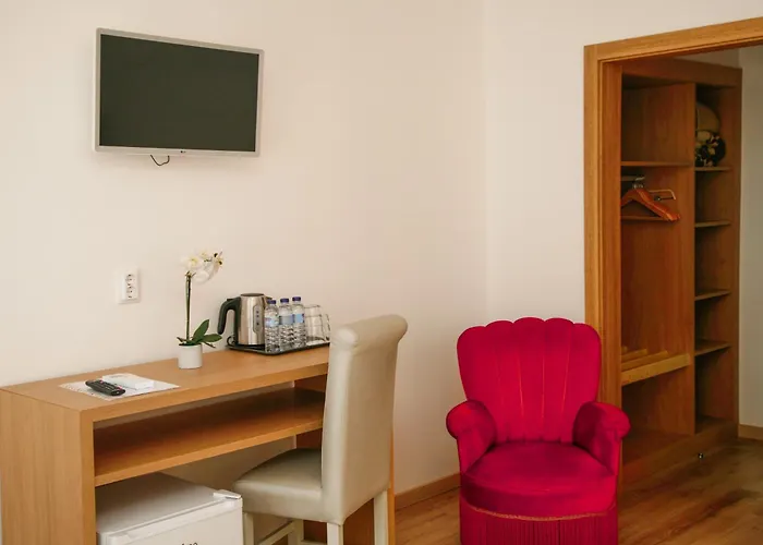 Nova Delpa Al 住宿加早餐酒店